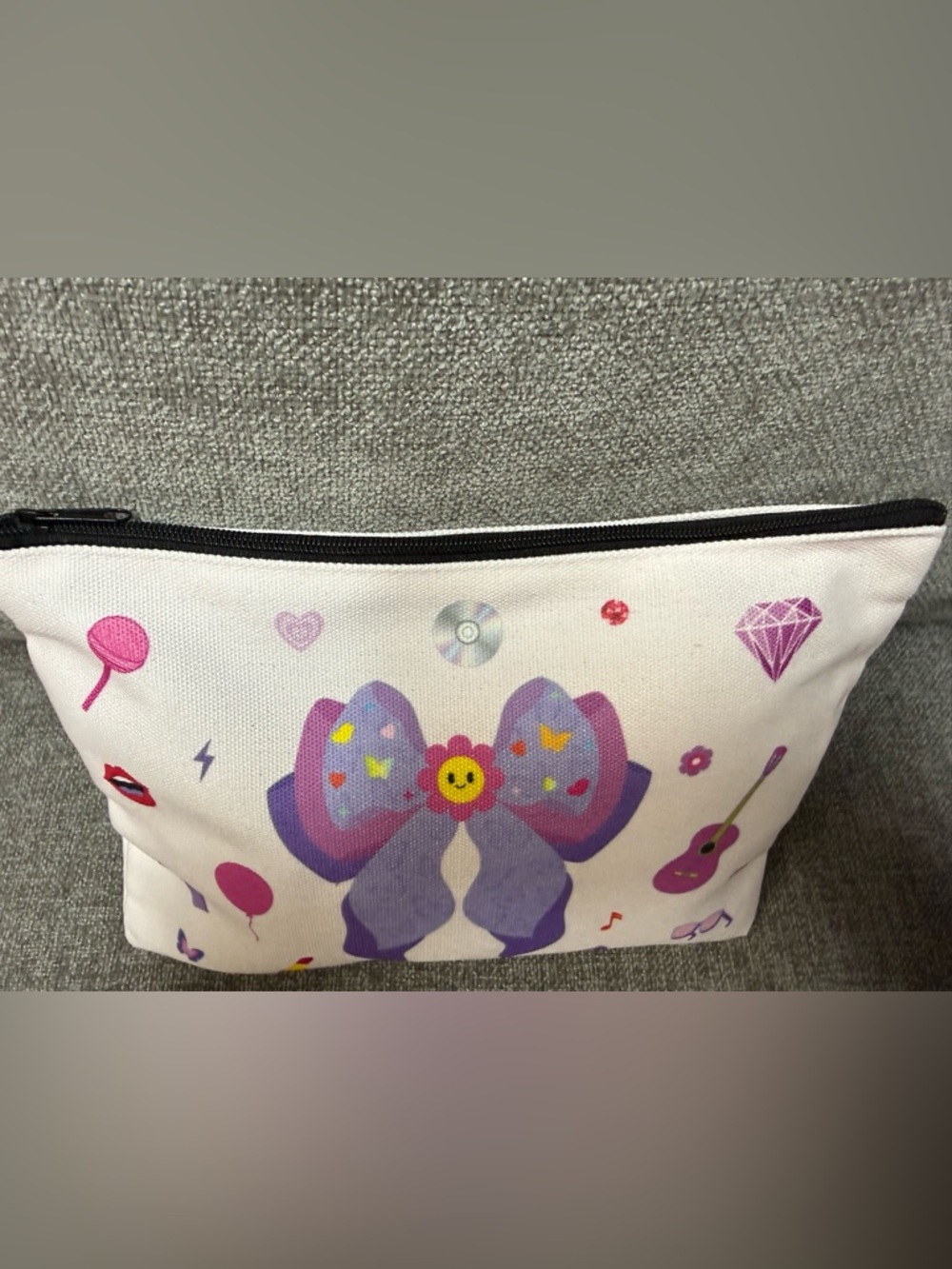 Purple Bow Graphic Organizer Zipper Pouch. NWOT (Material type; Canvas) - Picture 4 of 6